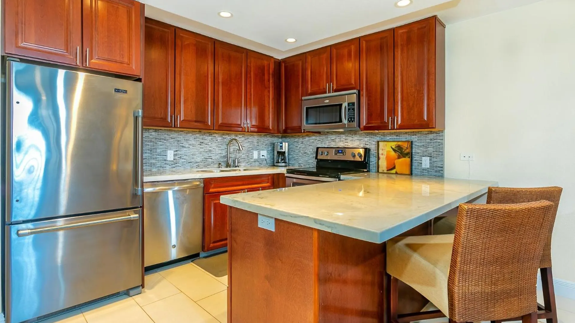 Kamaole Sands Two Bedrooms By Coldwell Banker Island Vacations Wailea